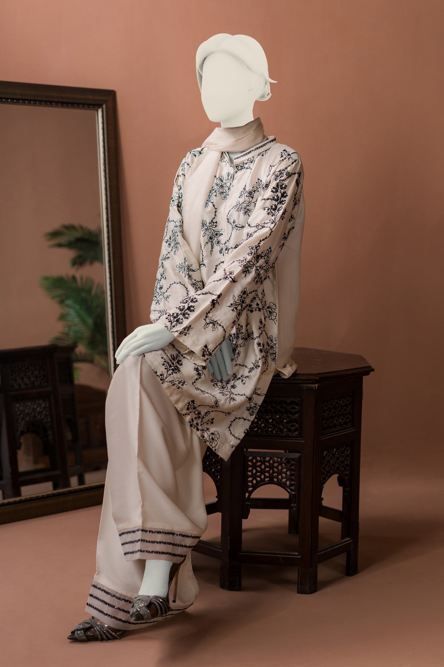 Ivory - 3pc Silk Farshi Set