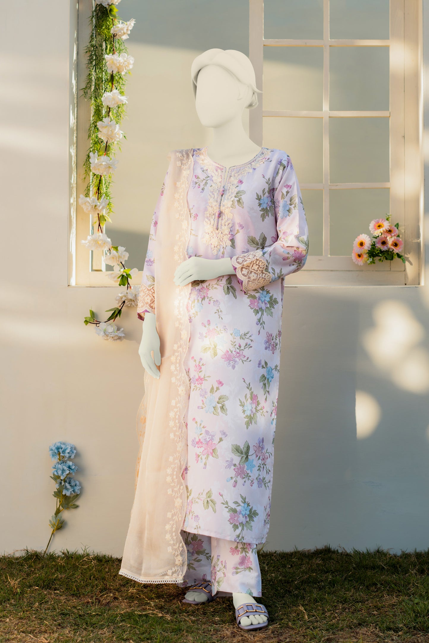 Lily 2pc